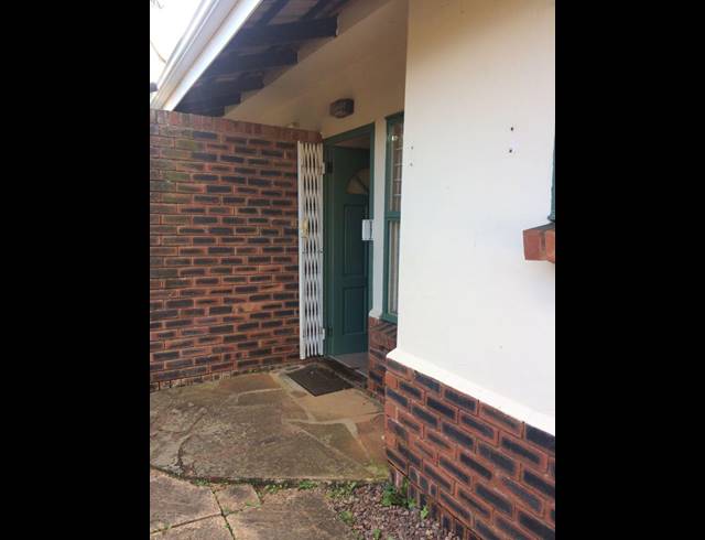 1 BEDROOM SIMPLEX RENTED IN BOTHAS HILL